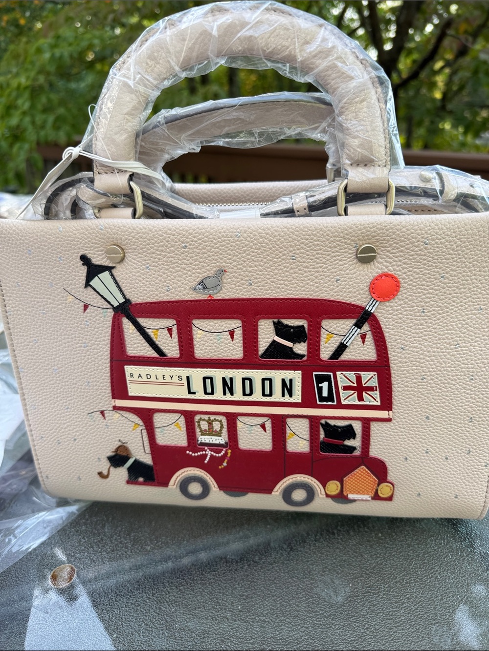 Limited Edition RADLEY LONDON Cream Satchel with Red London Bus Appliqué